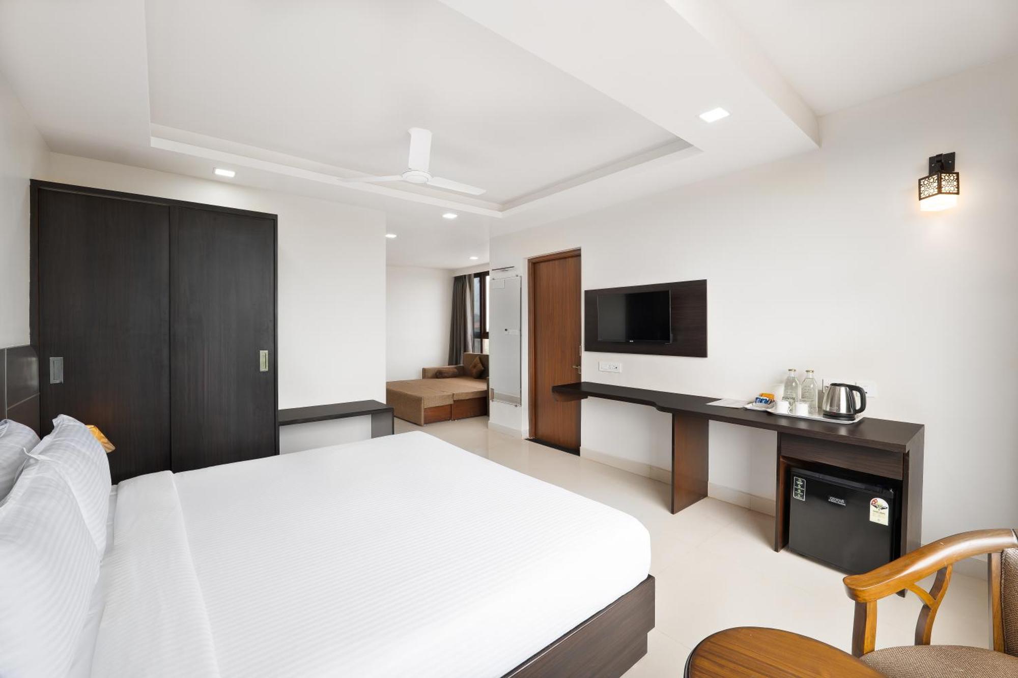 Bsg Porvorim Regency Hotel Goa Екстериор снимка